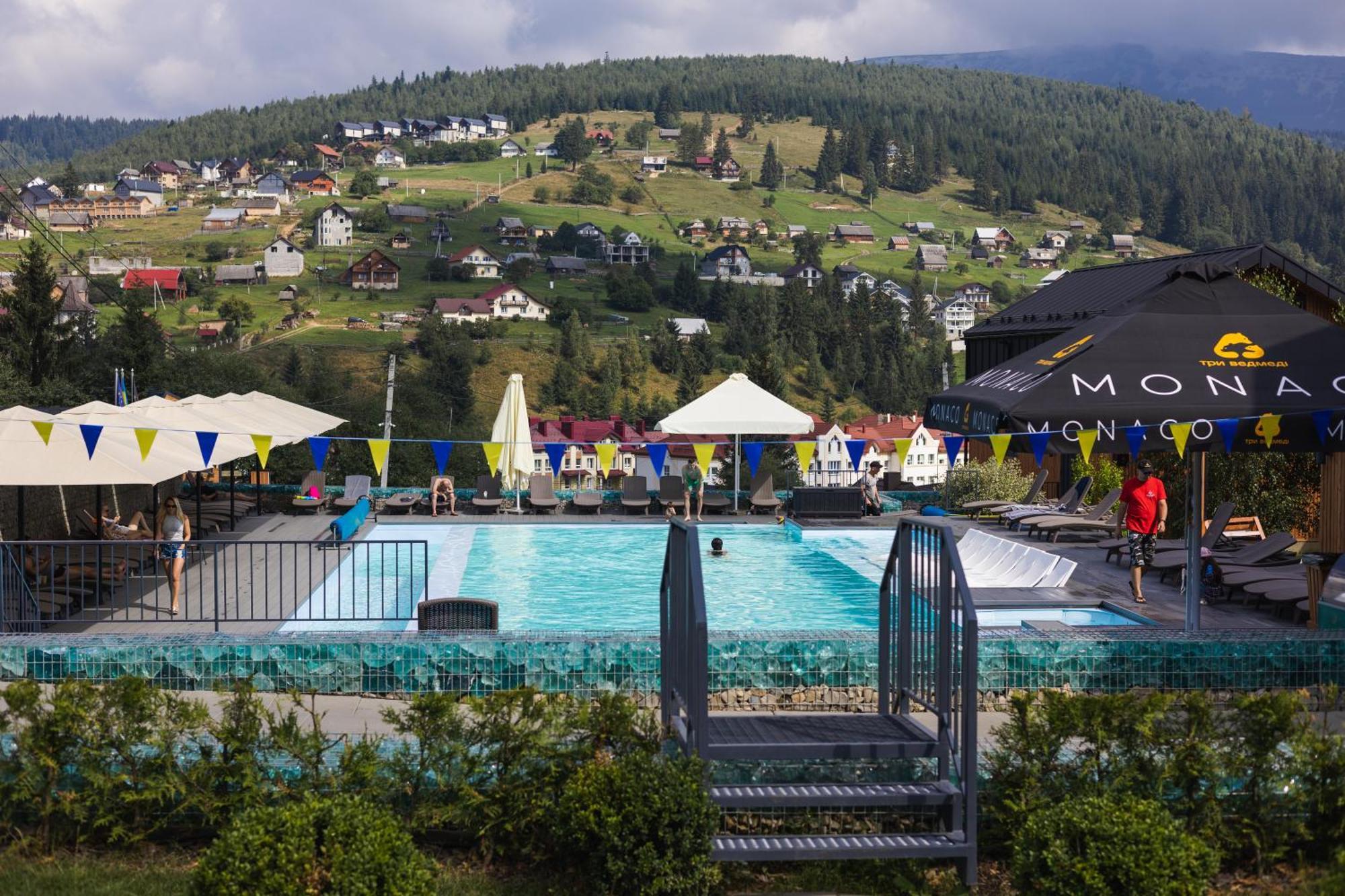 Phoenix Relax Park Bukovel Esterno foto